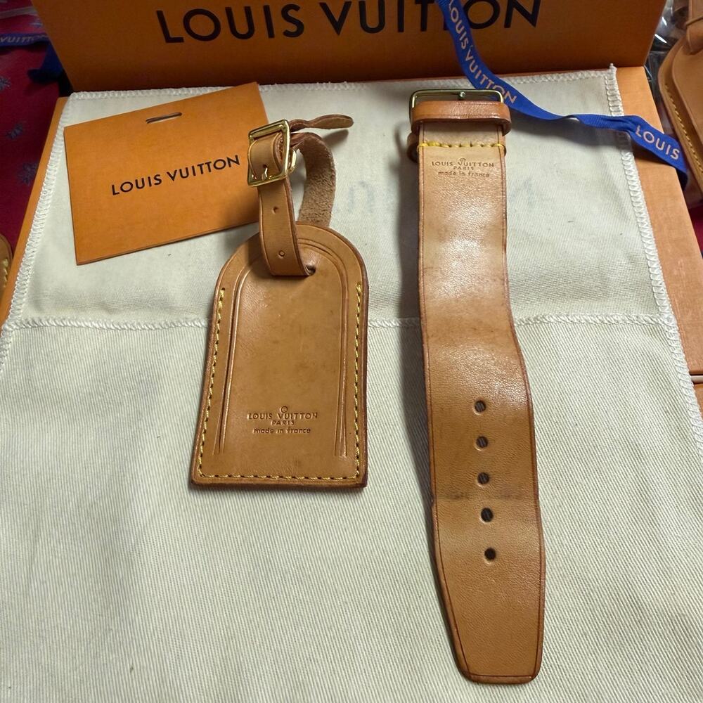Louis Vuitton Vachetta Leather Luggage Tag and Poignet Authentic NO BOX - Picture 3 of 10